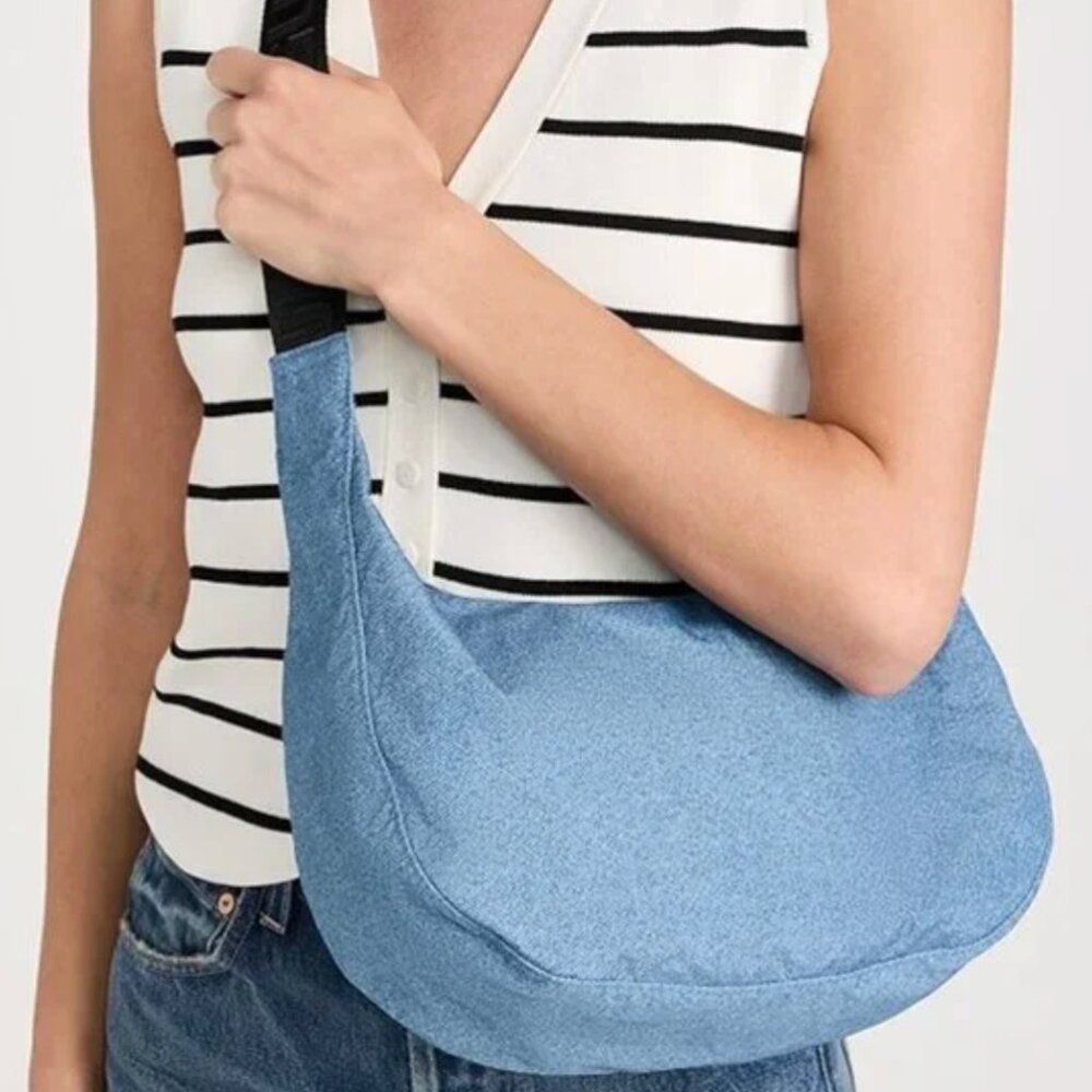 Medium Denim Crescent Bag by Baggu - Picture 3 of 3